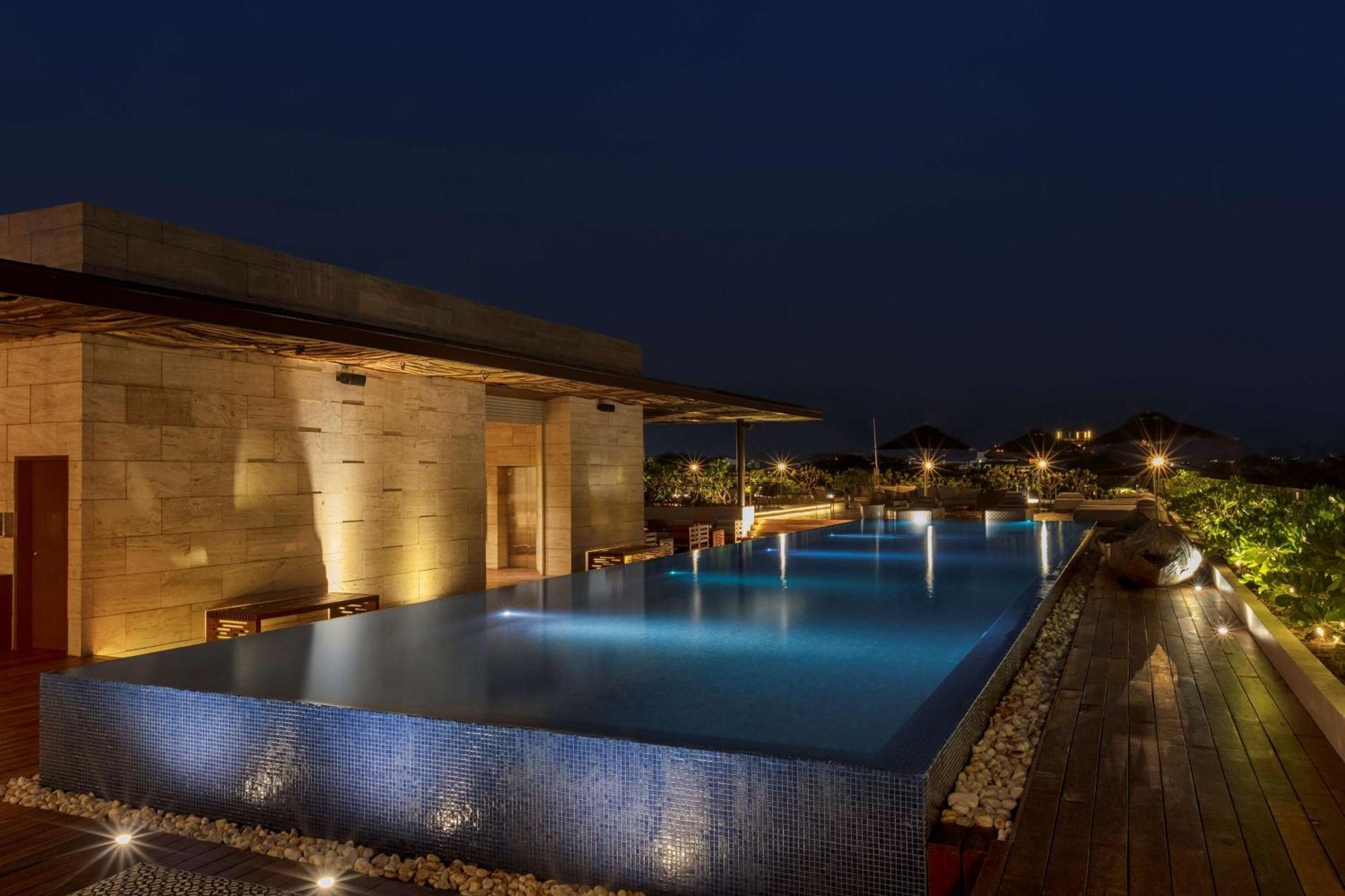 Отель The Yucatan Playa Del Carmen, Adults Only, Tapestry Collection By Hilton Экстерьер фото