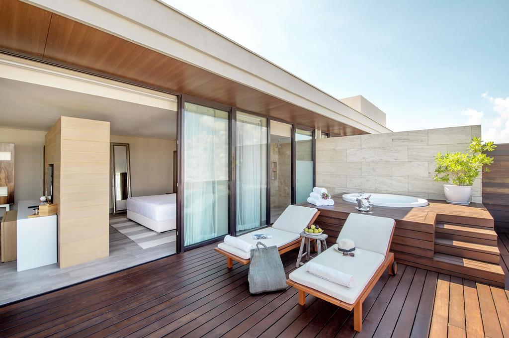 Отель The Yucatan Playa Del Carmen, Adults Only, Tapestry Collection By Hilton Экстерьер фото